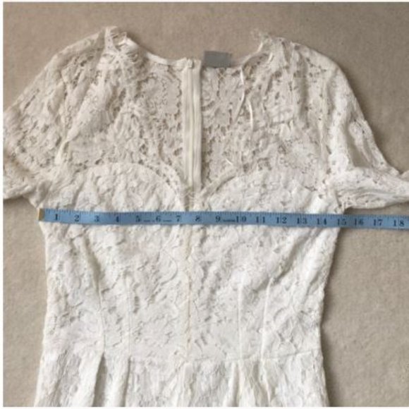 NWOT "Mia" White Lace Romper - Picture 5 of 13